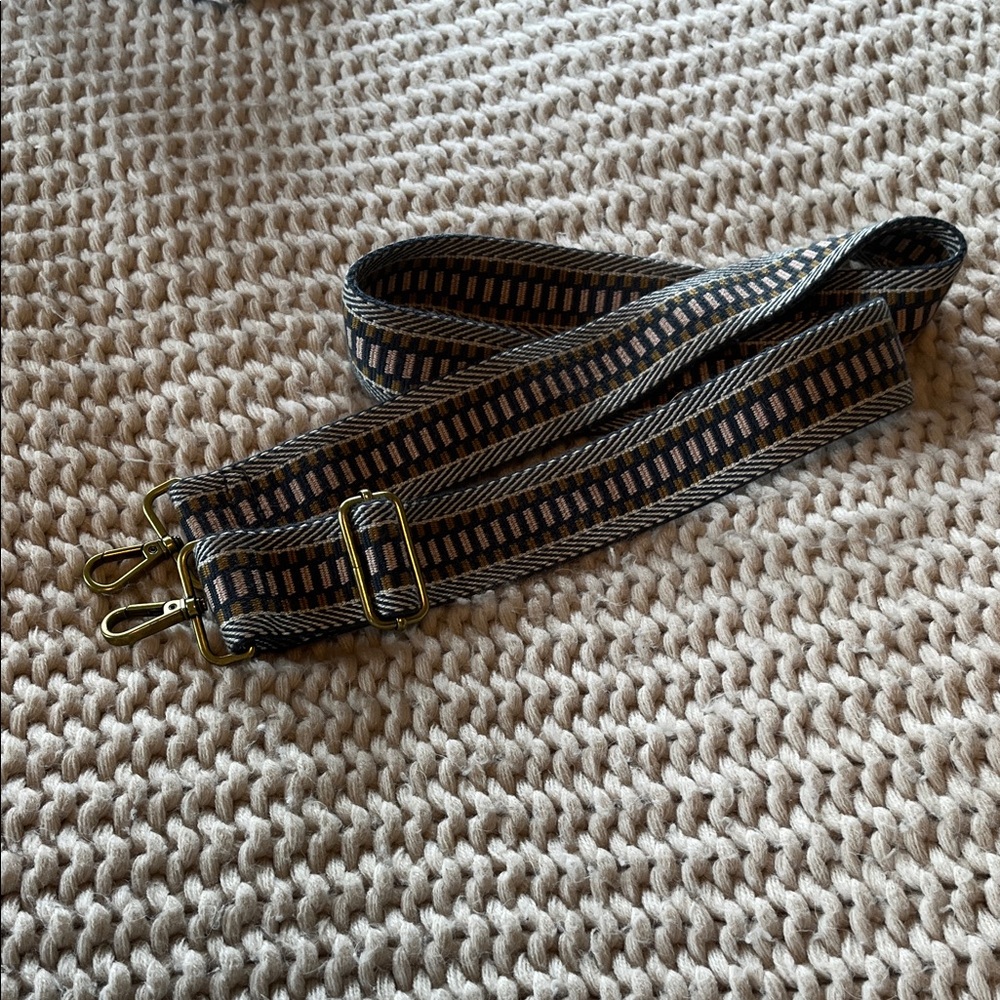 Stylish Madewell Purse and Bag Strap